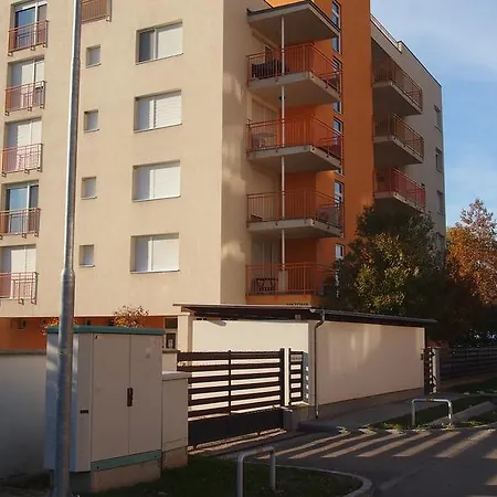 Apartament Viktoria Apartman *